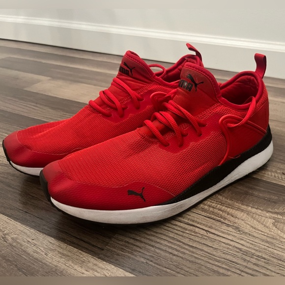 Red Puma running shoes - Picture 1 of 3